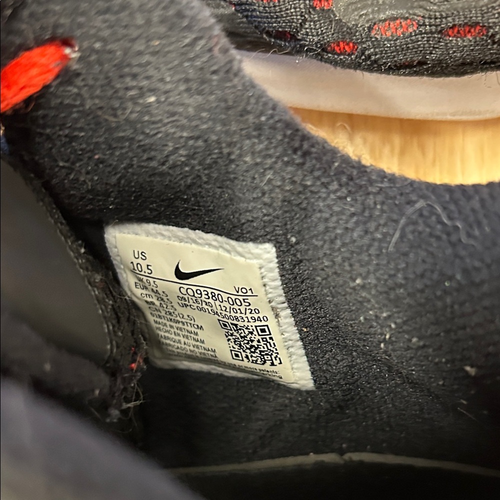 Nike LeBron Witness 5 Basketball Black and Red Sneakers - Picture 3 of 12